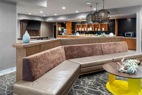 SpringHill Suites by Marriott Baton Rouge South image 4